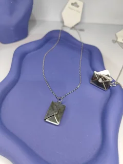 گردنبند پاکت نامه عشق